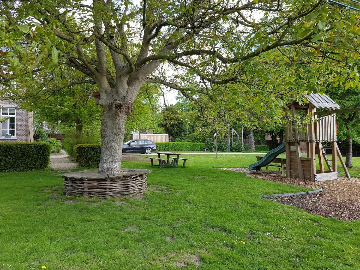 De Pastorie Hotel Borgloon Bagian luar foto